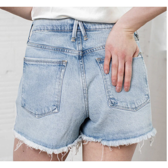 Good American Pants - Good American 90s Cut Off Denim Shorts